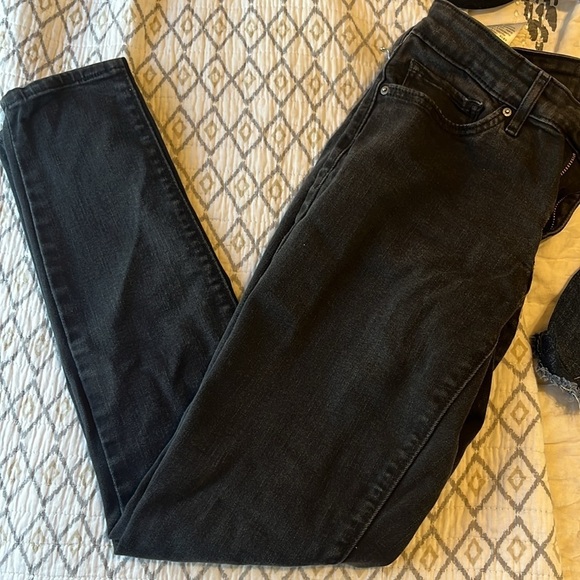Levi’s black skinny jean​​​​ - Picture 5 of 7